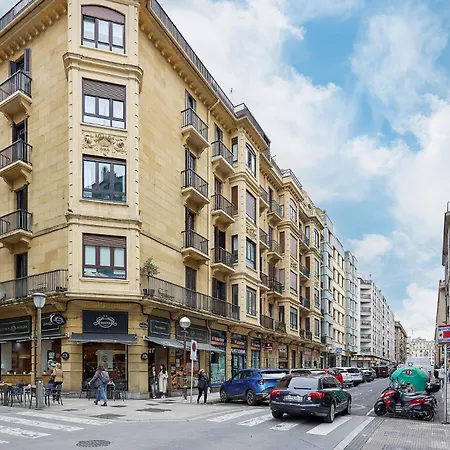 The Collection - Izpizua * سان سيباستيان